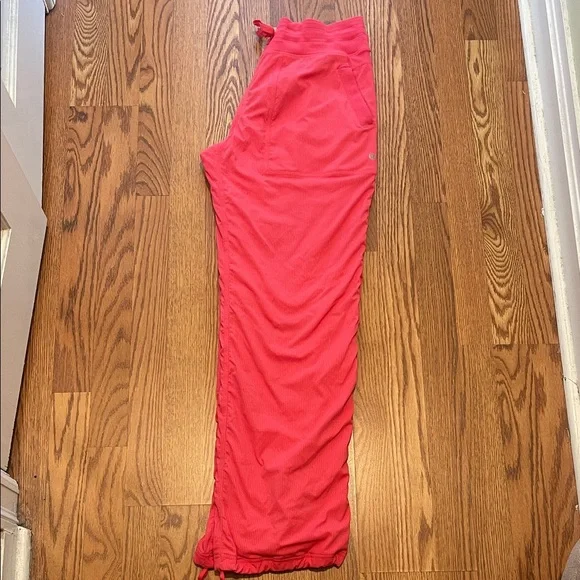 LULULEMON glaze pink dance studio mid rise lined pants - Picture 2 of 5